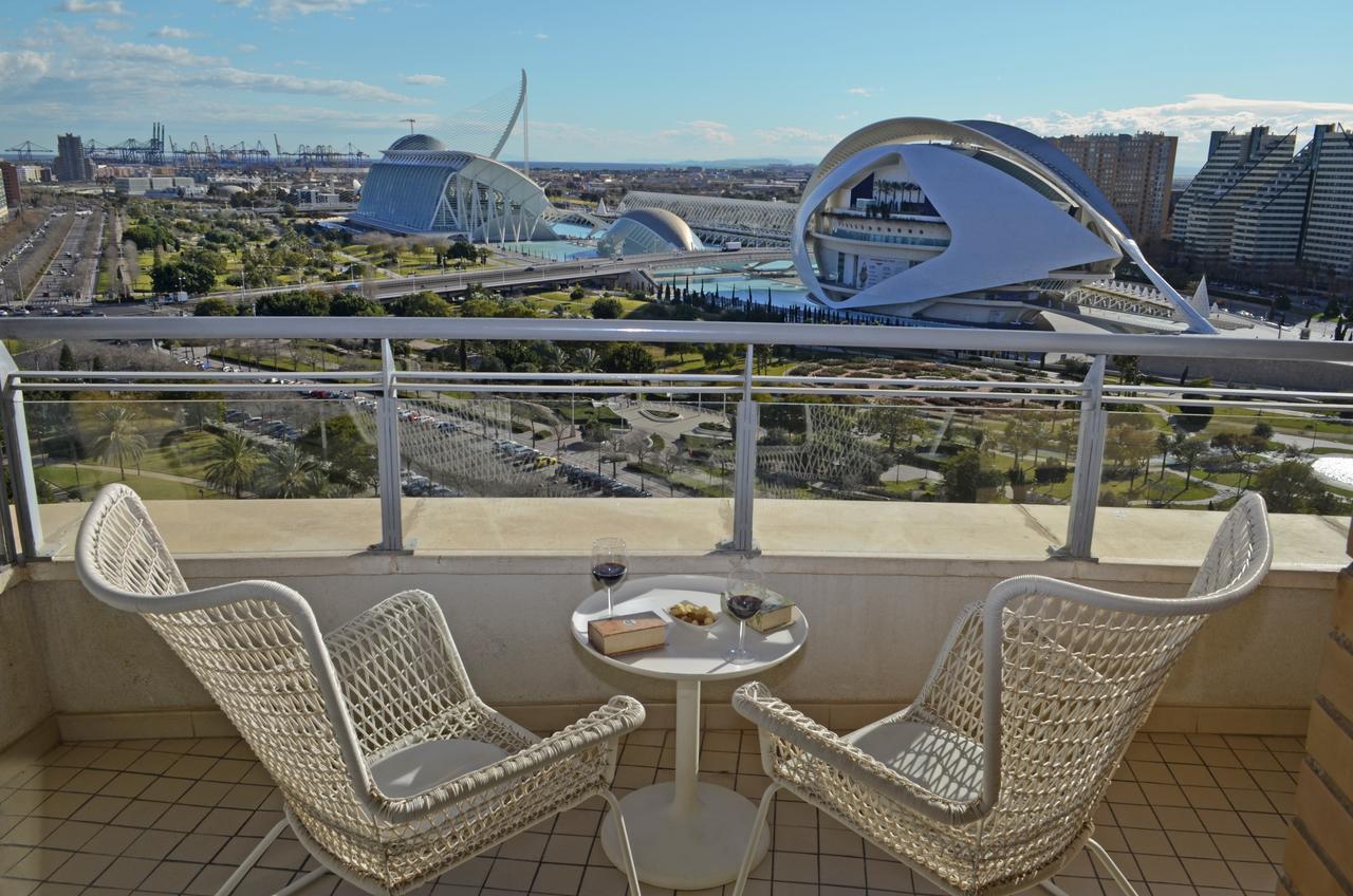 Apartup Blue Opera View Apartment Валенсия Екстериор снимка
